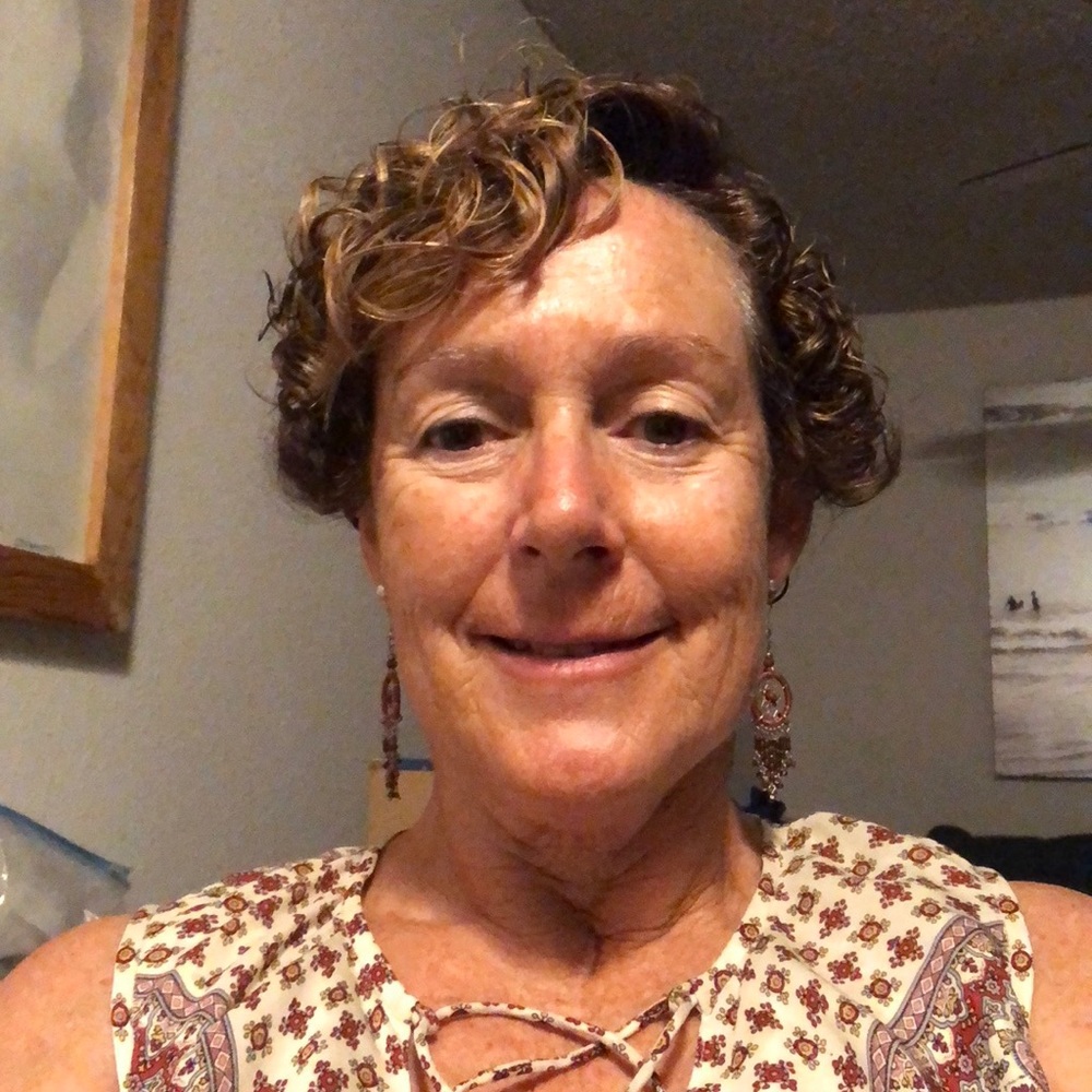 Meet your Posher, Carola